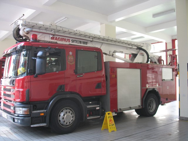 Images/fireman badge 071208 035.jpg